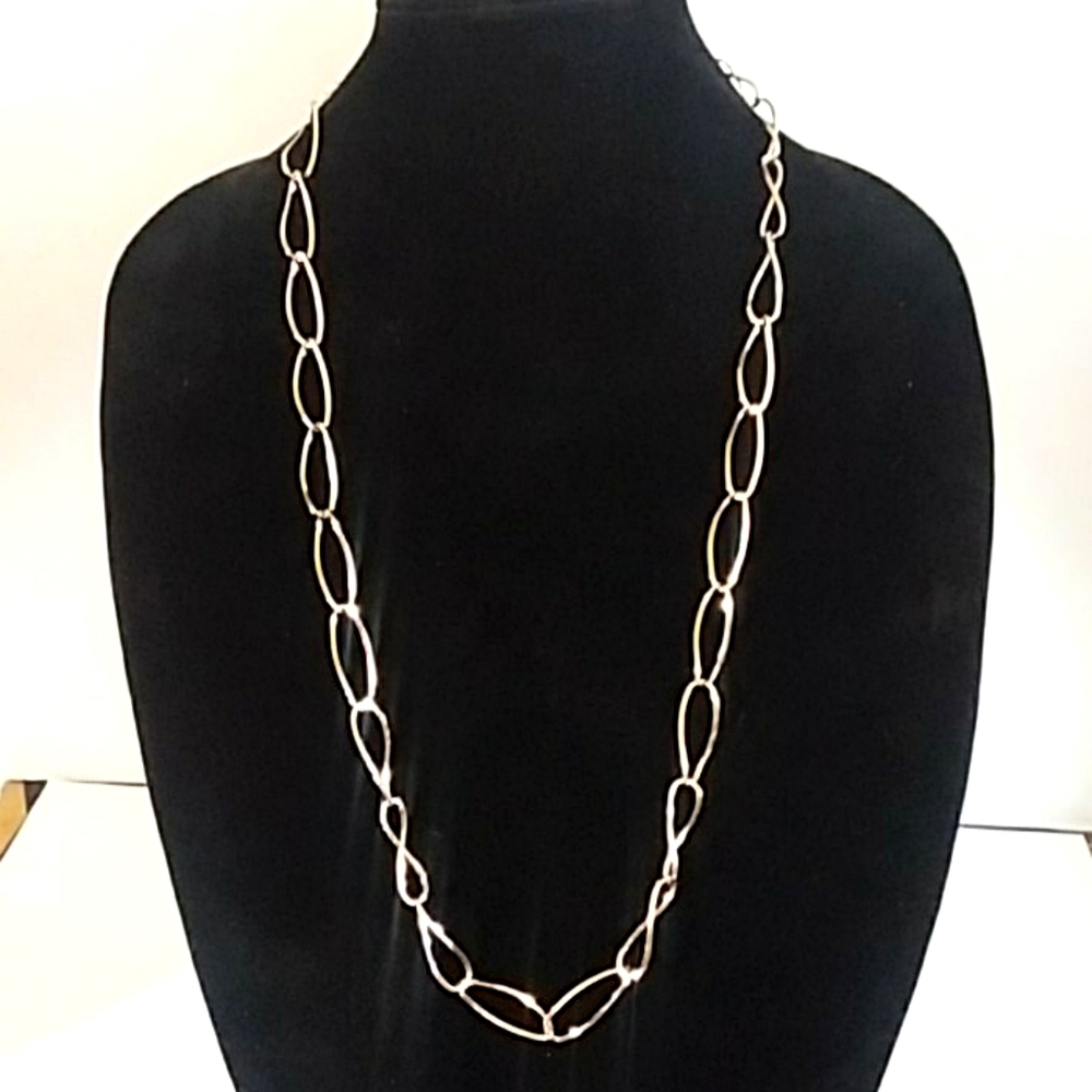 Banana Republic gold link necklace